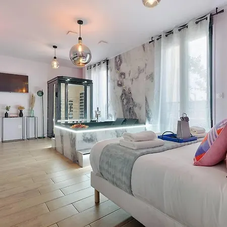 Welcome To Parisian Lovers ! Apartment *